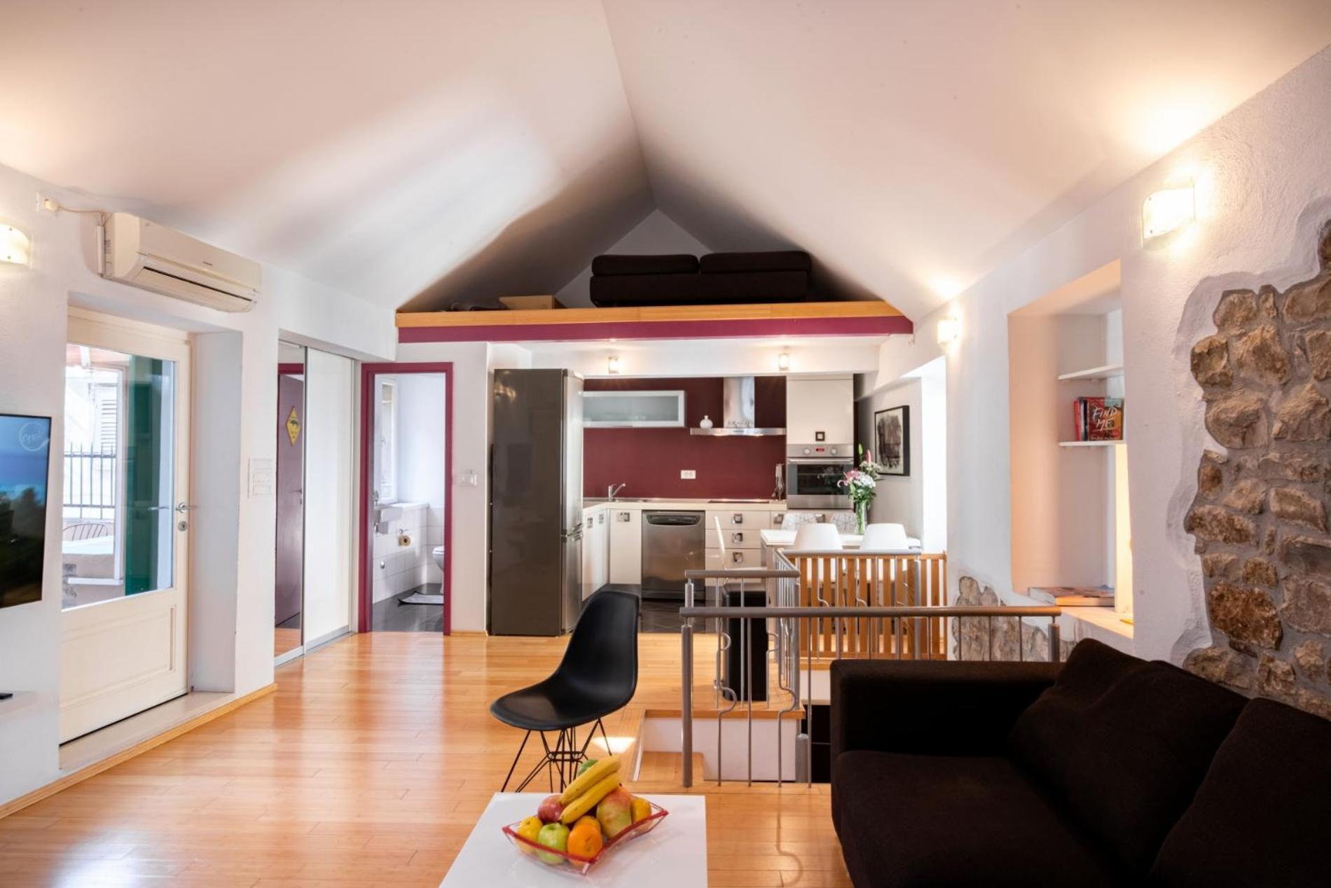 Duplex With Terrace In The City Centar スプリト エクステリア 写真