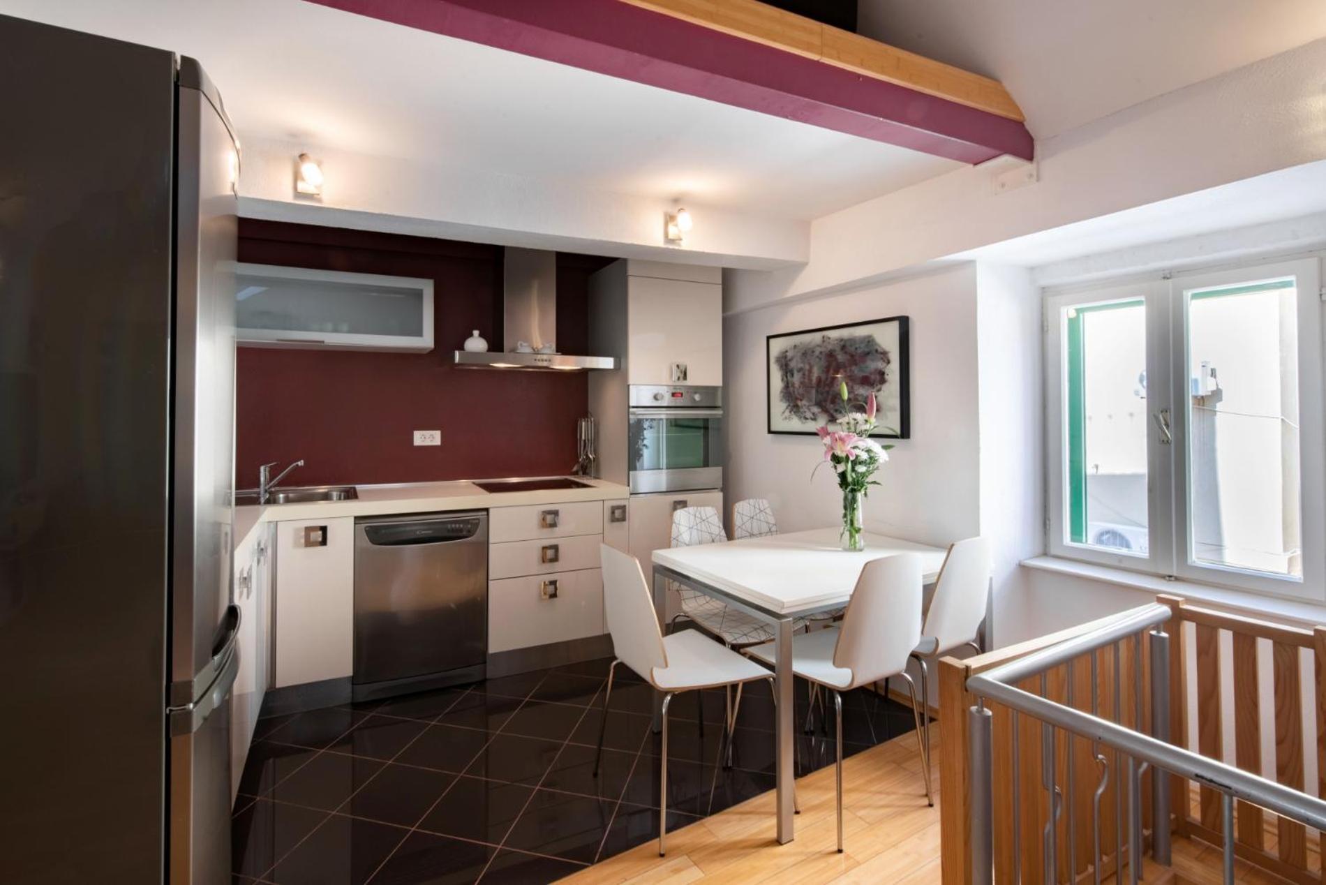 Duplex With Terrace In The City Centar スプリト エクステリア 写真